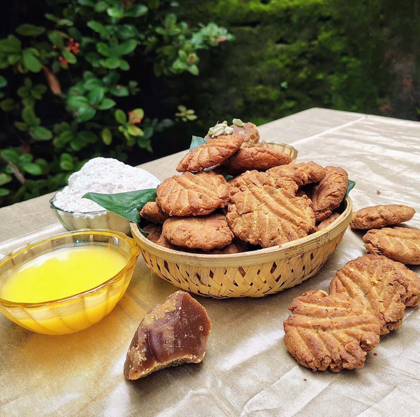 Sooji & Coconut + Wheat & Jaggery Thekua (Combo Pack)